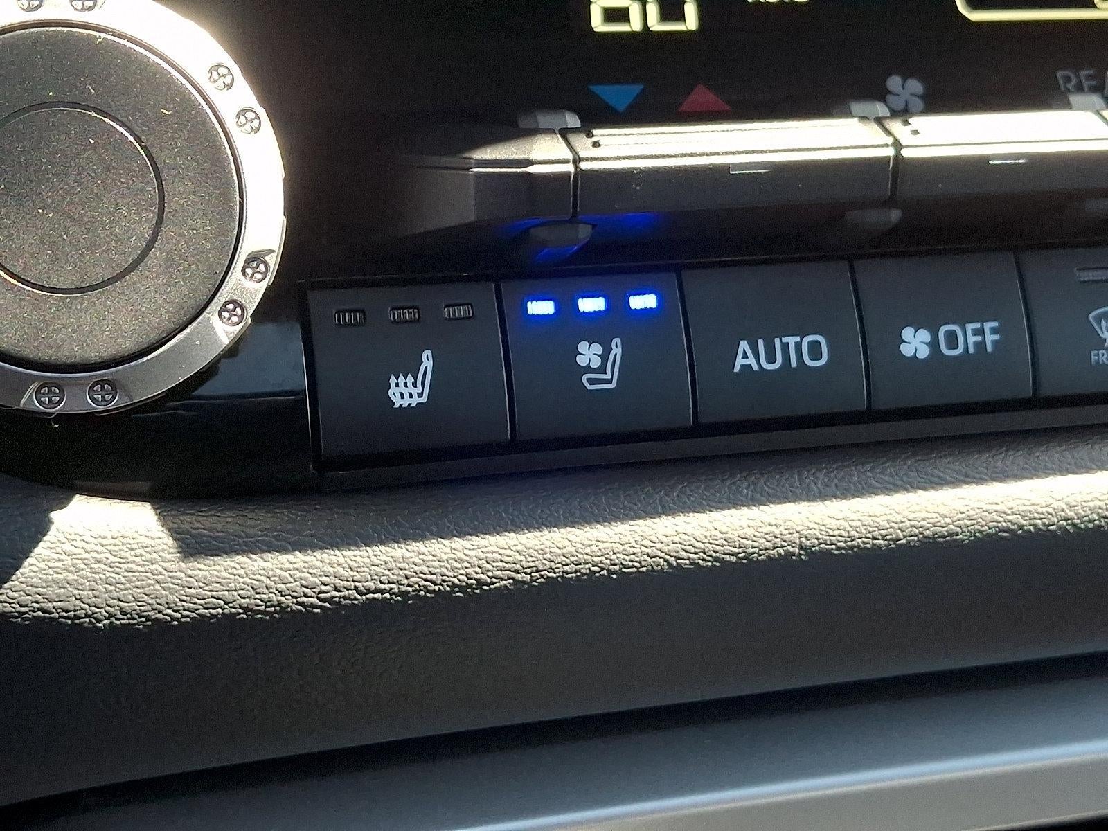 2023 Toyota Sequoia Platinum 4WD (Natl)