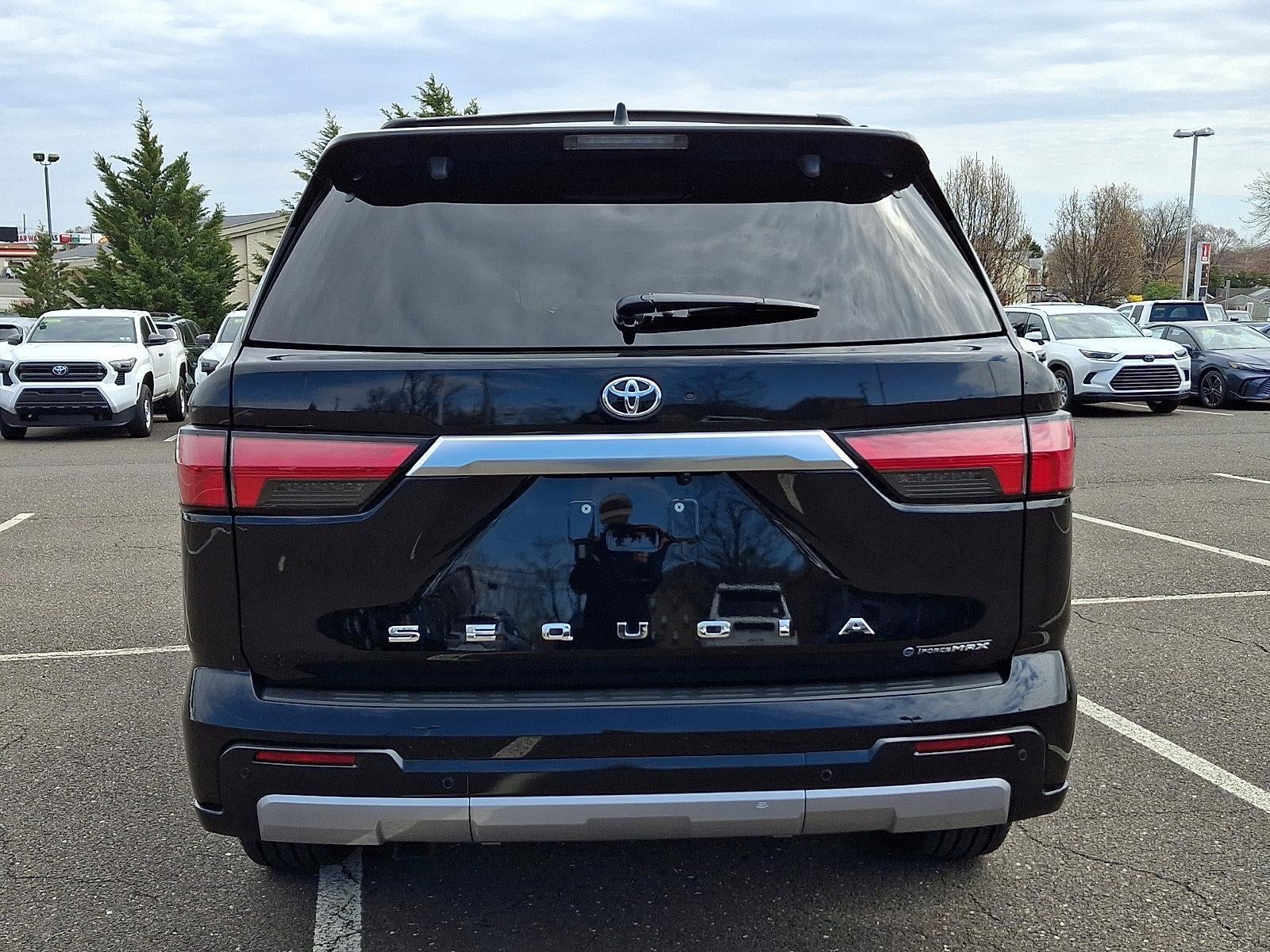 2025 Toyota Sequoia Capstone 4WD (Natl)