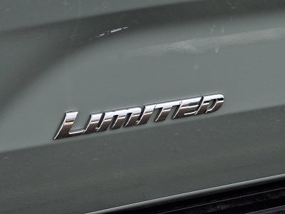 2026 Toyota Sequoia Limited 4WD (SE)