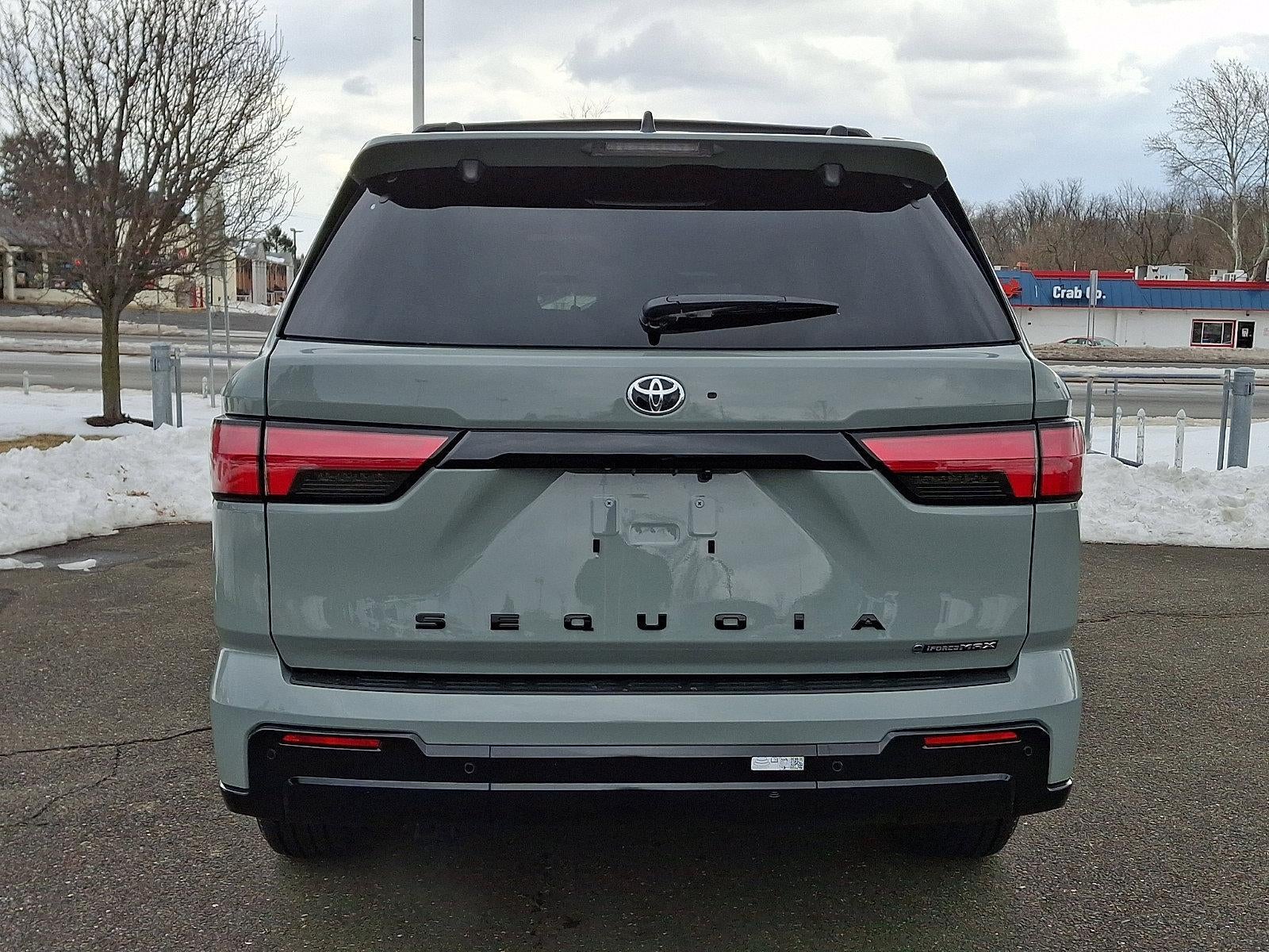 2026 Toyota Sequoia Limited 4WD (SE)