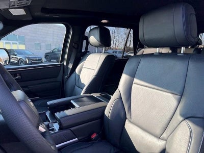 2026 Toyota Sequoia Platinum 4WD (Natl)