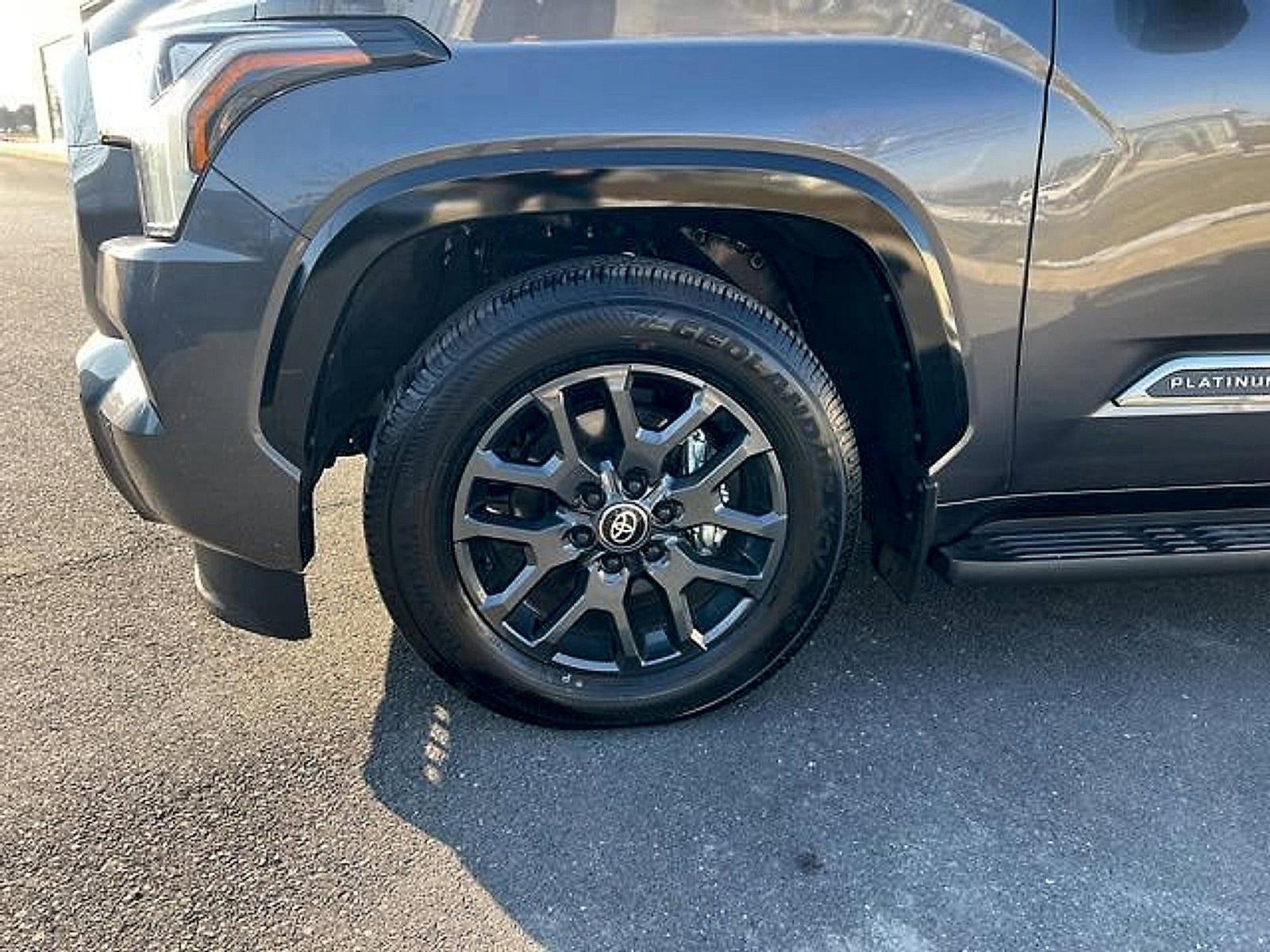 2026 Toyota Sequoia Platinum 4WD (Natl)