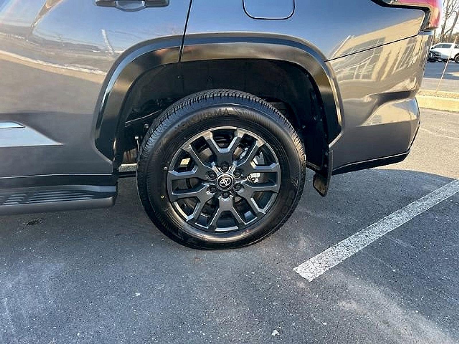 2026 Toyota Sequoia Platinum 4WD (Natl)