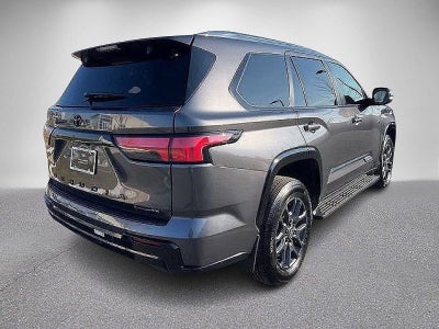2026 Toyota Sequoia Platinum 4WD (Natl)