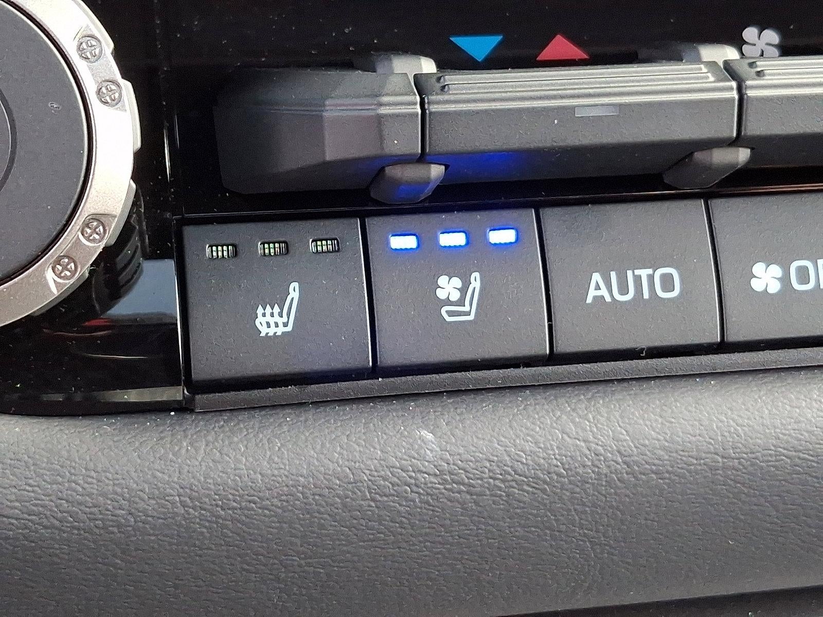 2026 Toyota Sequoia Platinum 4WD (Natl)