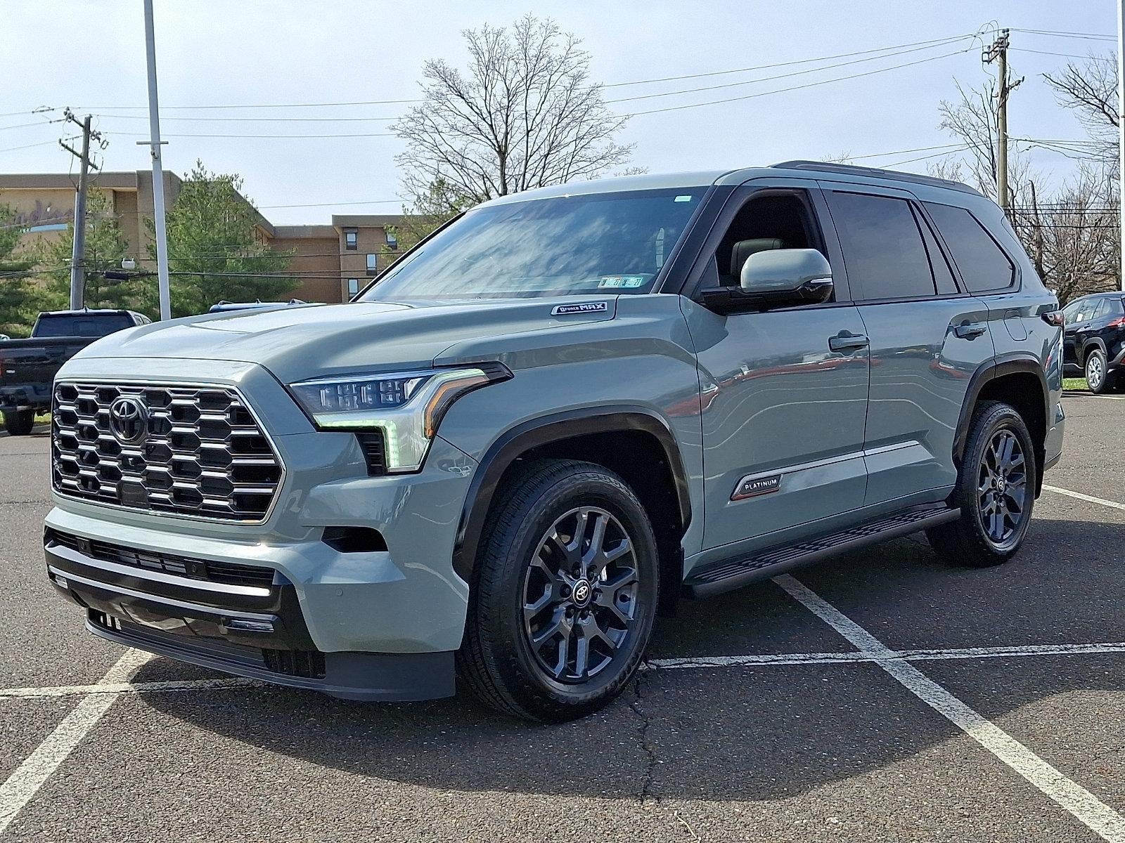 2026 Toyota Sequoia Platinum 4WD (Natl)