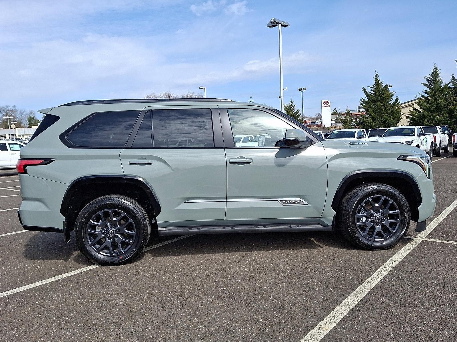 2026 Toyota Sequoia Platinum 4WD (Natl)