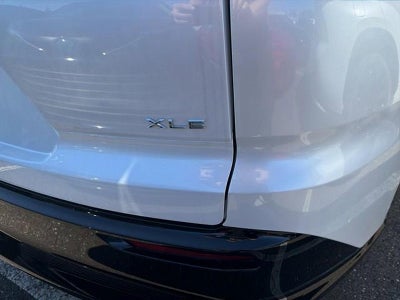 2025 Toyota Crown Signia XLE AWD (Natl)