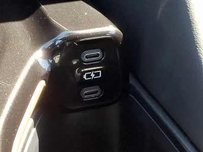 2025 Toyota Crown Signia XLE AWD (Natl)