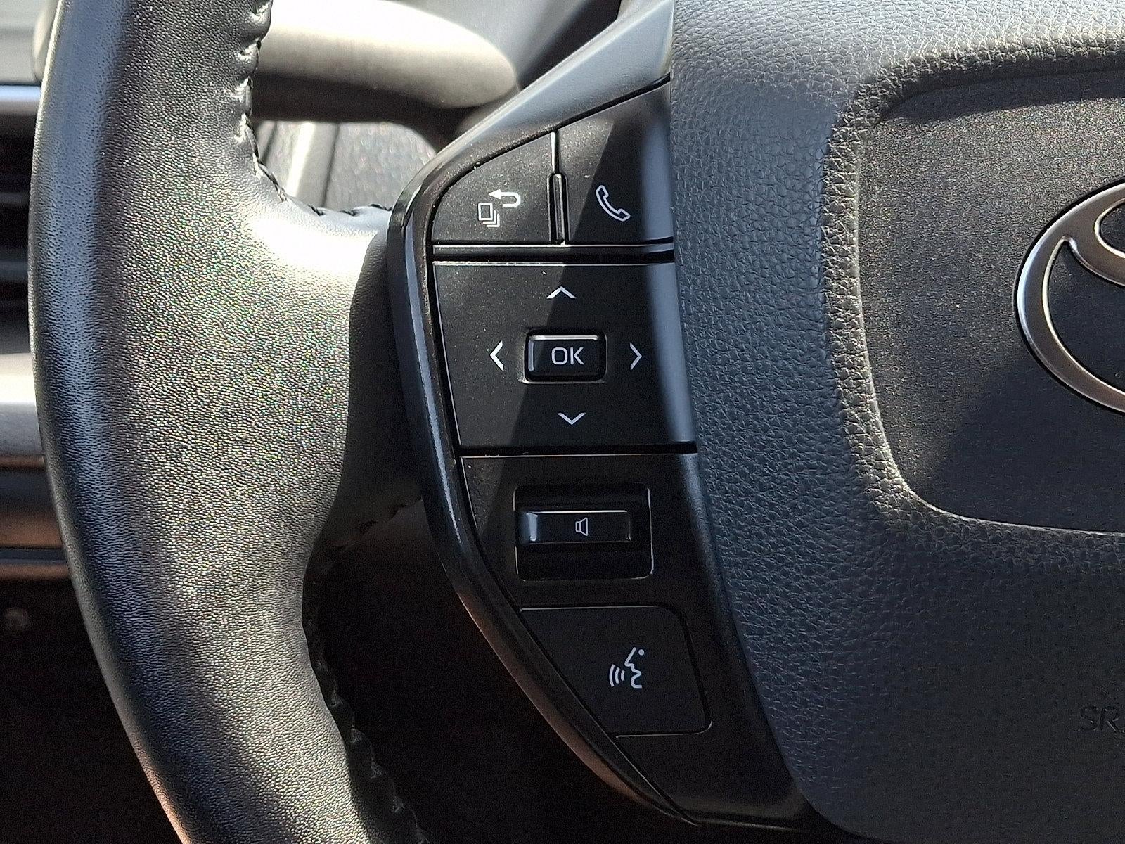 2024 Toyota Prius LE AWD (Natl)