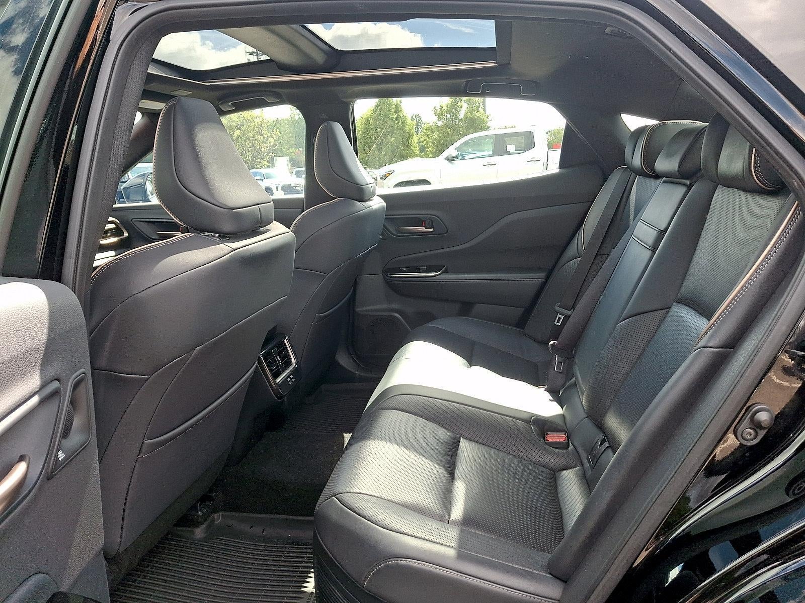 2025 Toyota Crown Platinum AWD (Natl)