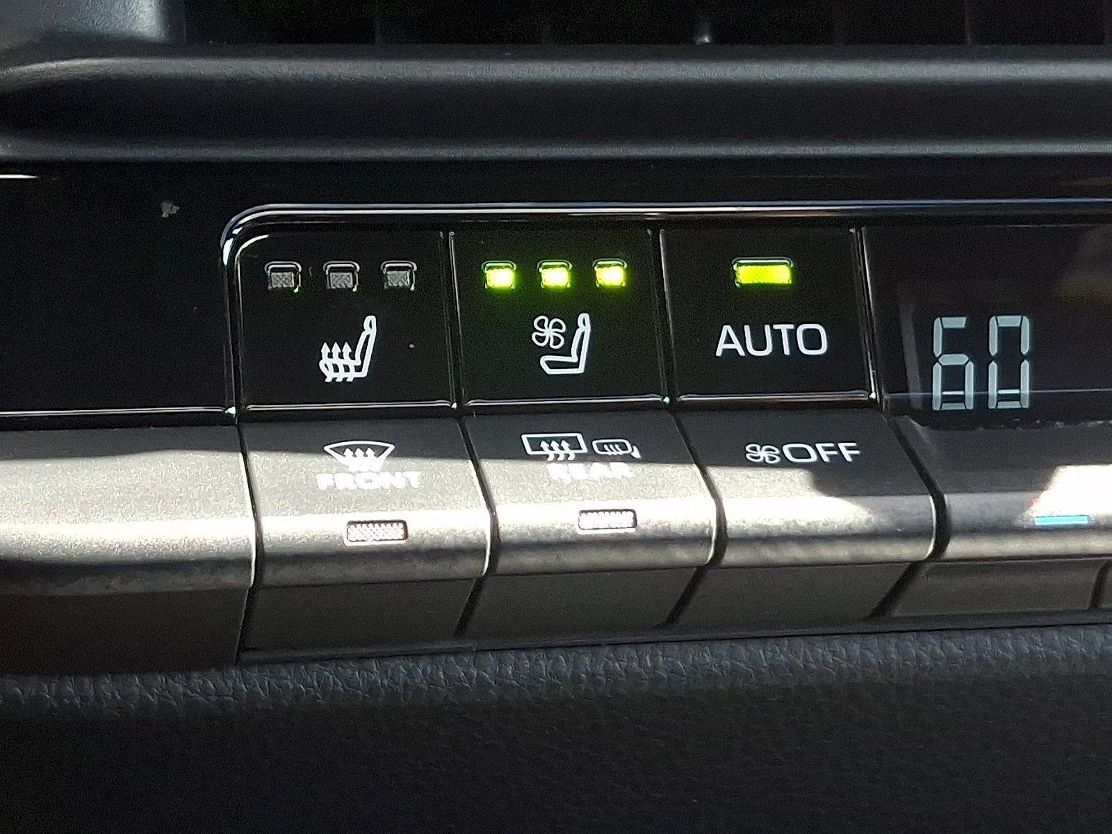 2025 Toyota Crown Platinum AWD (Natl)
