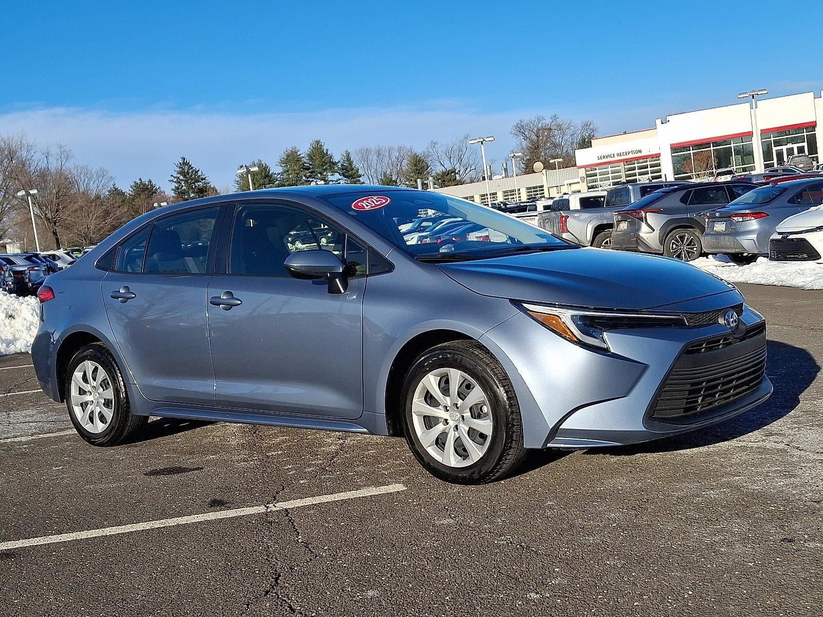 2025 Toyota Corolla Hybrid LE FWD (Natl)