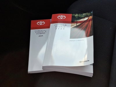 2025 Toyota Corolla Hybrid LE FWD (Natl)