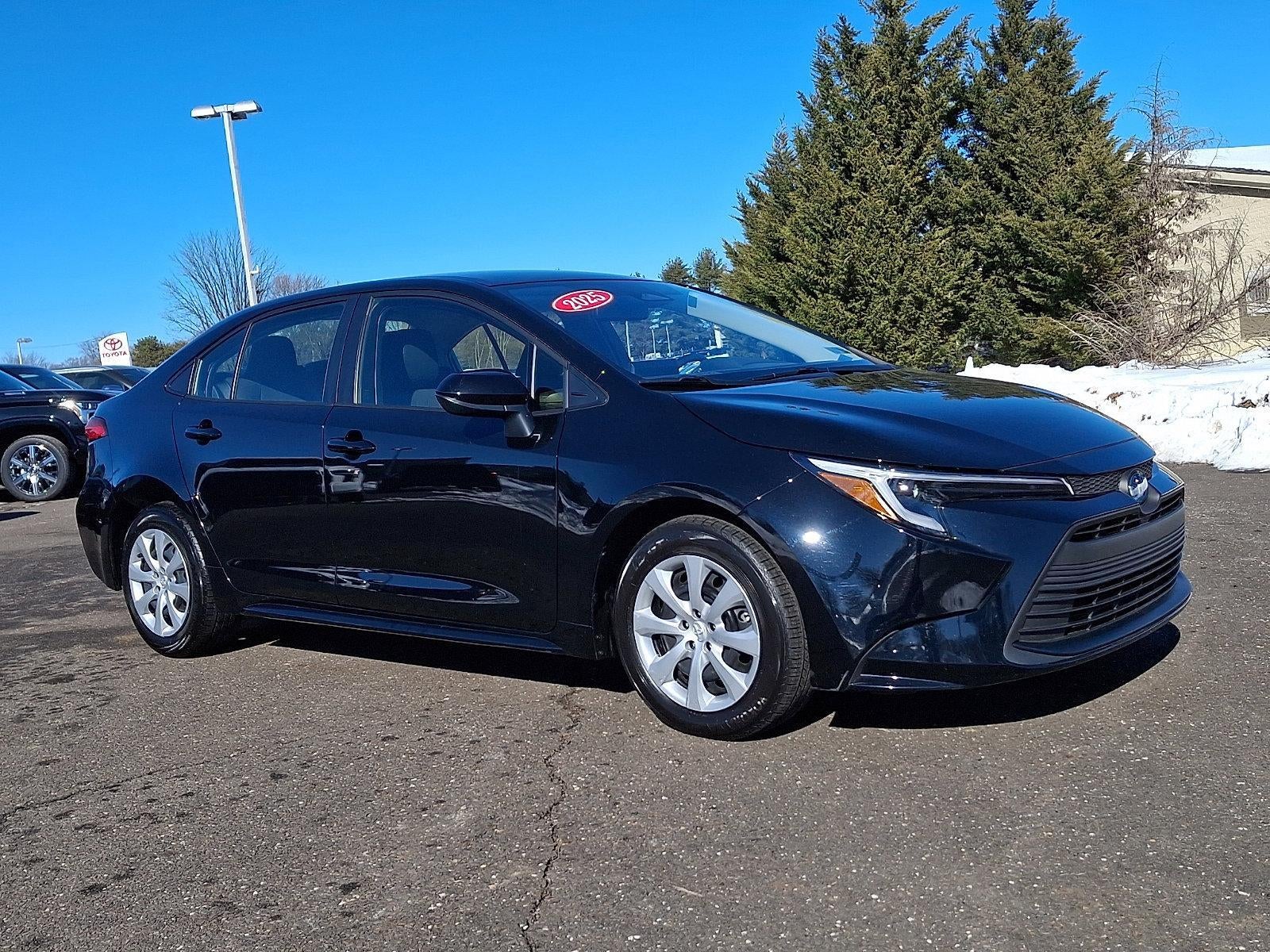 2025 Toyota Corolla Hybrid LE FWD (Natl)
