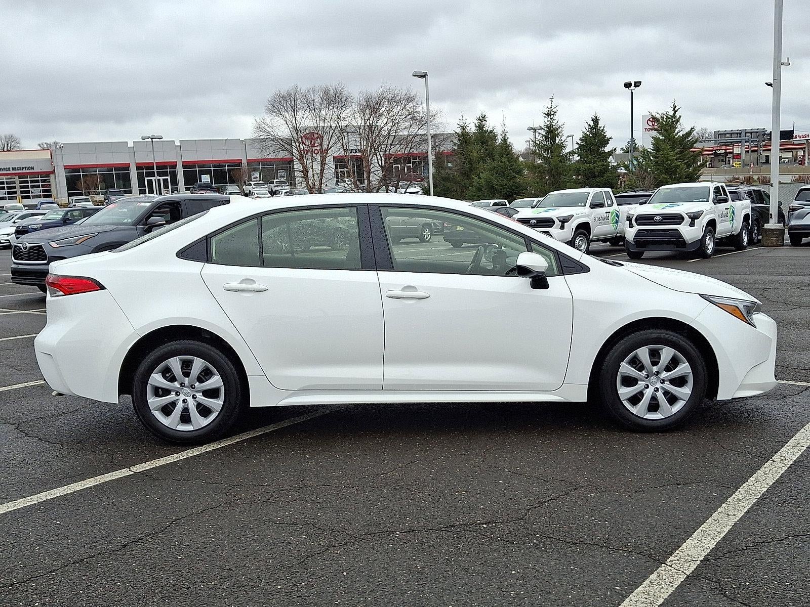 2025 Toyota Corolla Hybrid LE FWD (Natl)