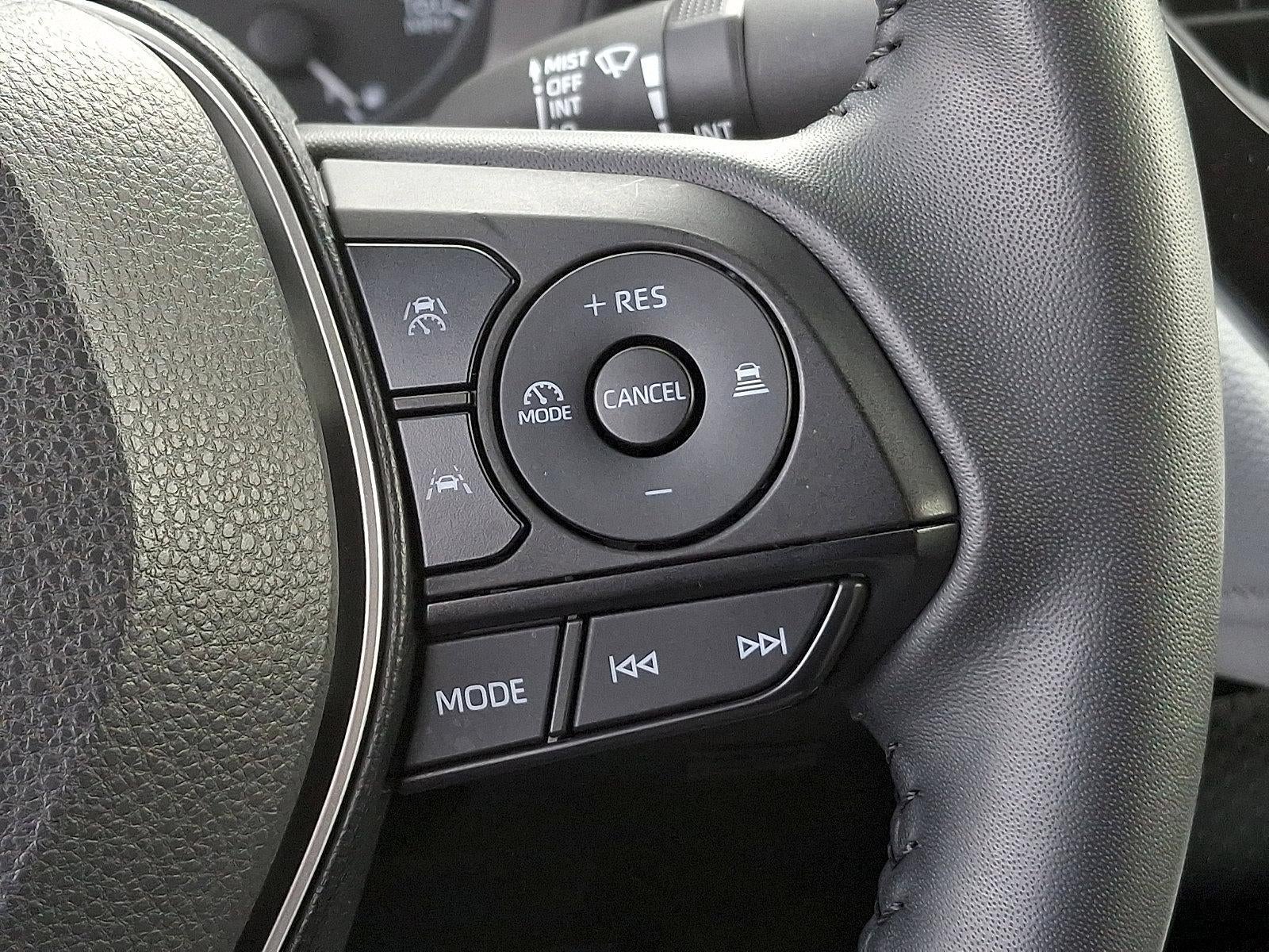 2025 Toyota Corolla Hybrid SE AWD (Natl)