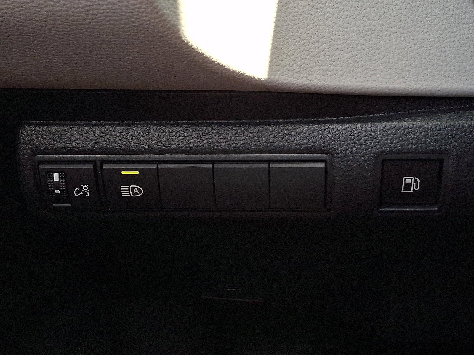 2024 Toyota Corolla Hybrid LE AWD (Natl)