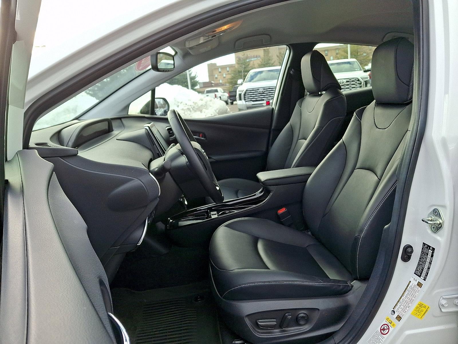 2022 Toyota Prius Prime Limited (Natl)