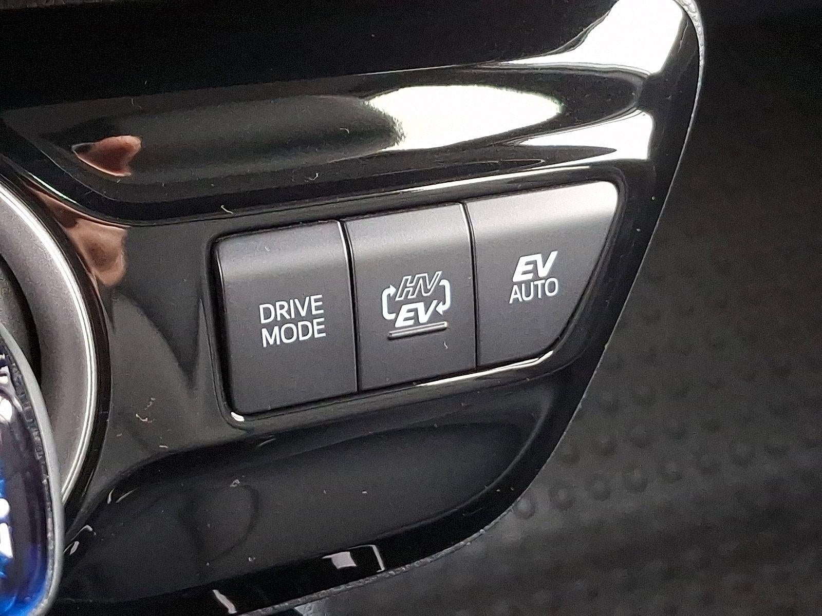 2022 Toyota Prius Prime Limited (Natl)