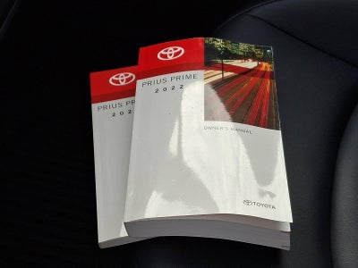 2022 Toyota Prius Prime Limited (Natl)