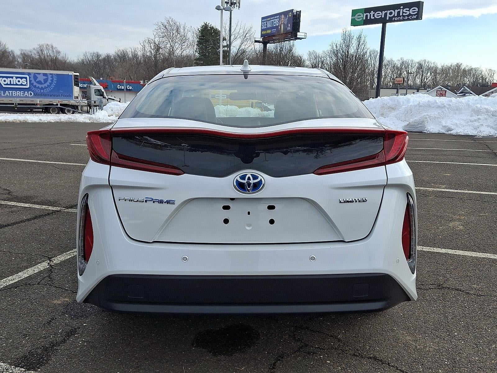 2022 Toyota Prius Prime Limited (Natl)