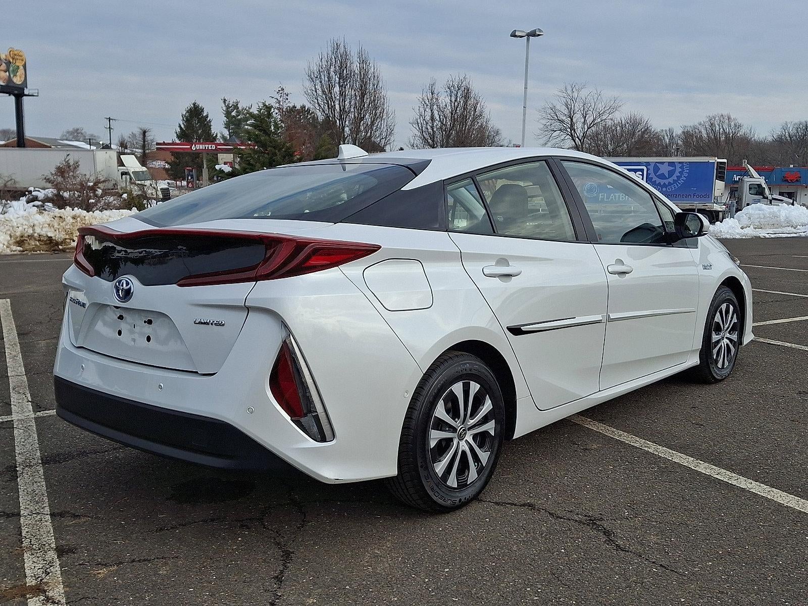 2022 Toyota Prius Prime Limited (Natl)