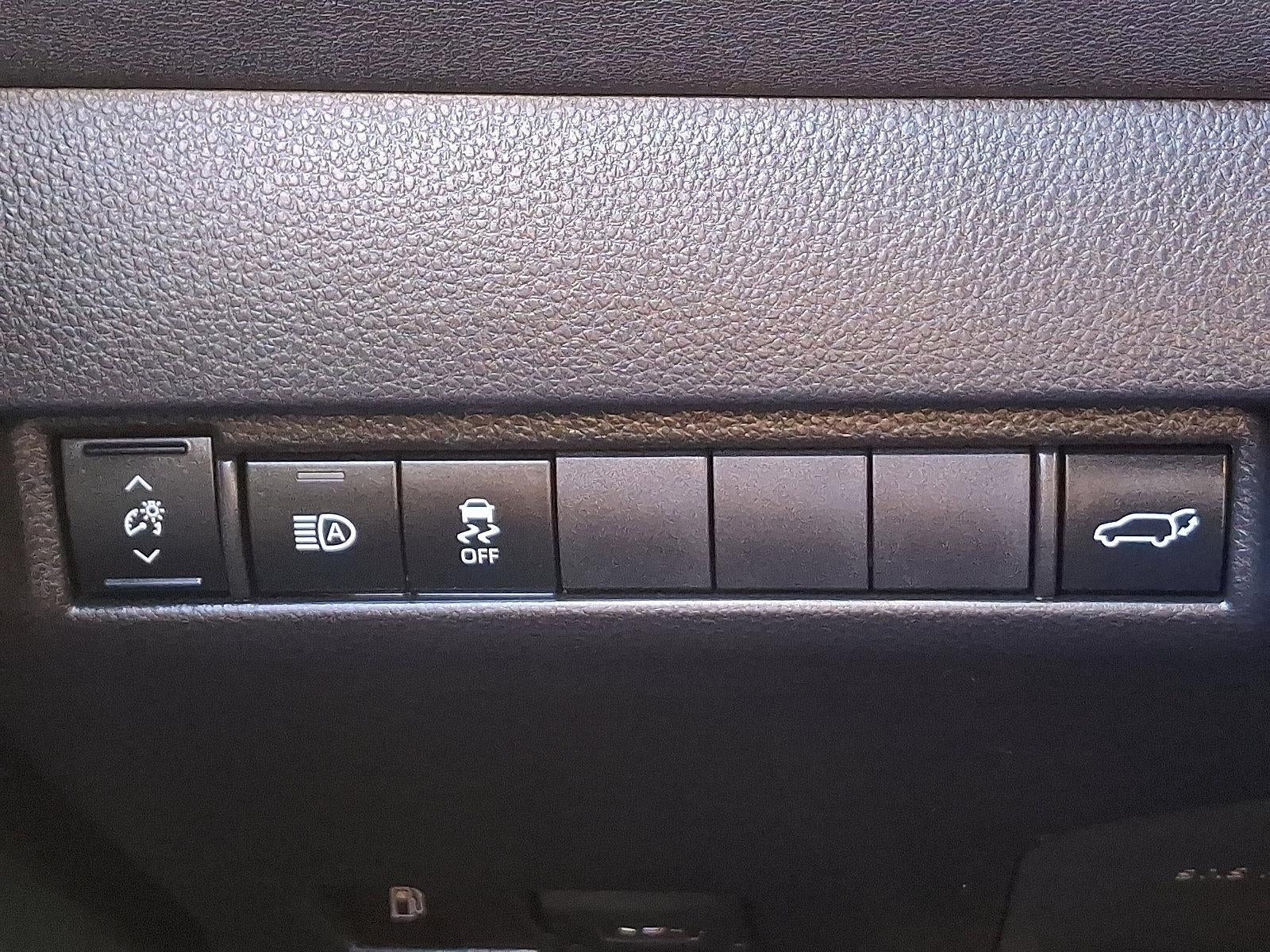 2022 Toyota Venza LE AWD (Natl)