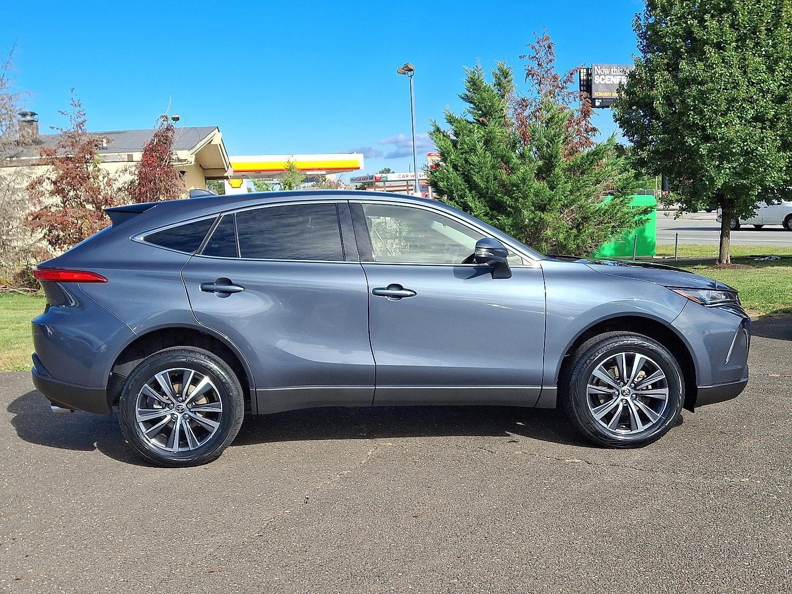 2022 Toyota Venza LE AWD (Natl)