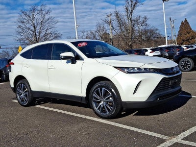 2022 Toyota Venza LE AWD (GS)