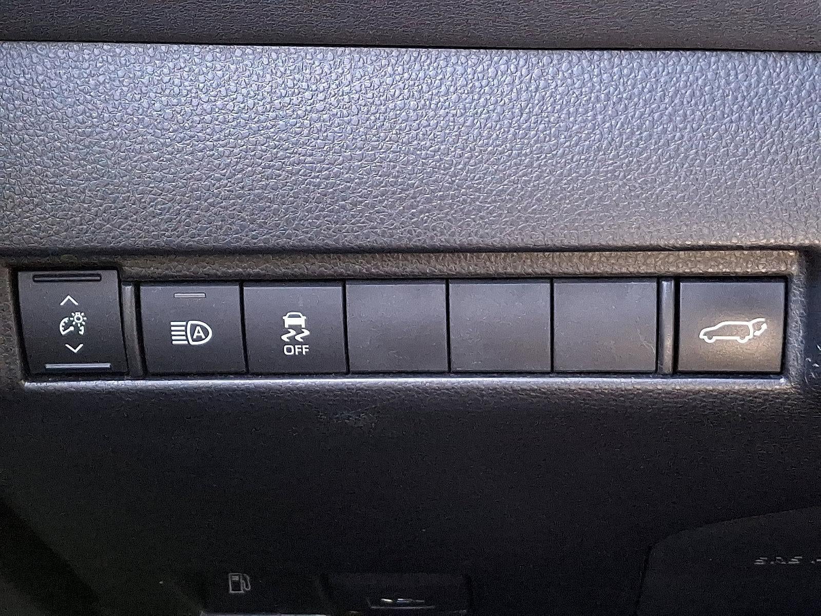 2022 Toyota Venza LE AWD (GS)