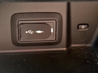 2022 Toyota Venza LE AWD (GS)