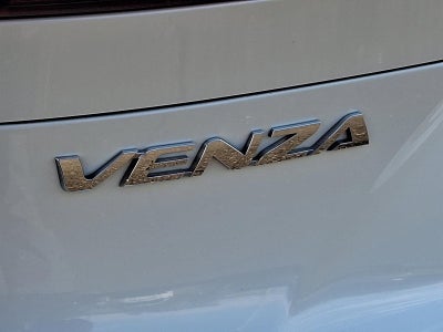 2022 Toyota Venza LE AWD (GS)