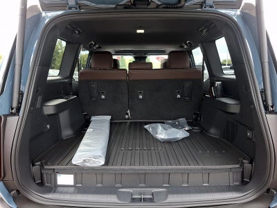 2025 Toyota Land Cruiser 4WD (GS)