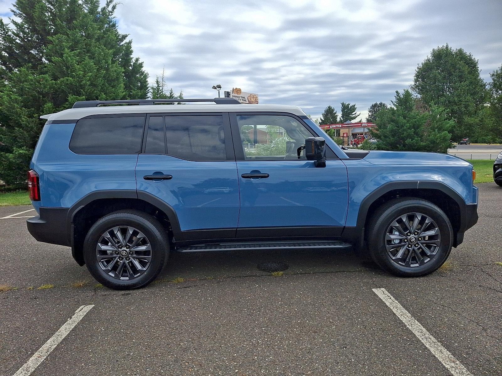 2025 Toyota Land Cruiser 4WD (GS)