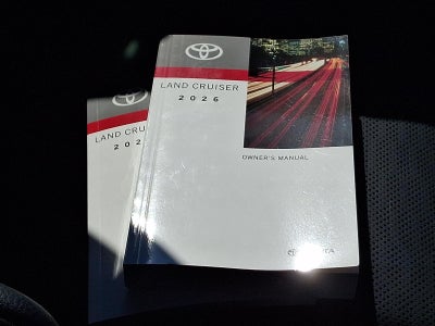 2026 Toyota Land Cruiser 4WD (Natl)