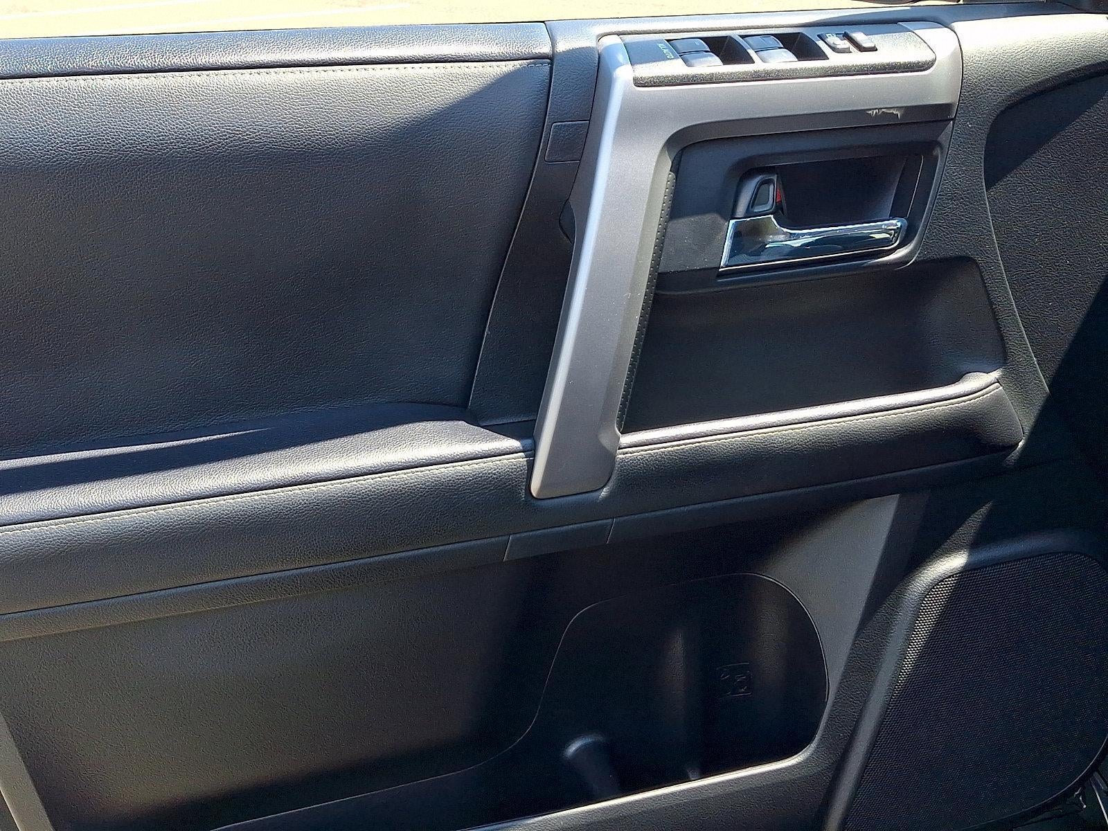 2020 Toyota 4Runner SR5 4WD (Natl)