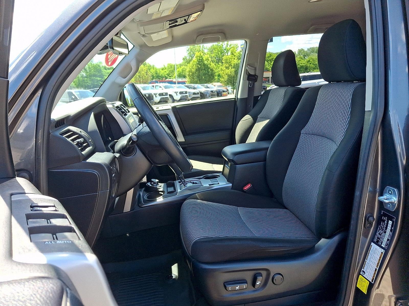 2020 Toyota 4Runner SR5 4WD (Natl)