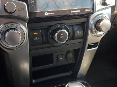 2020 Toyota 4Runner SR5 4WD (Natl)
