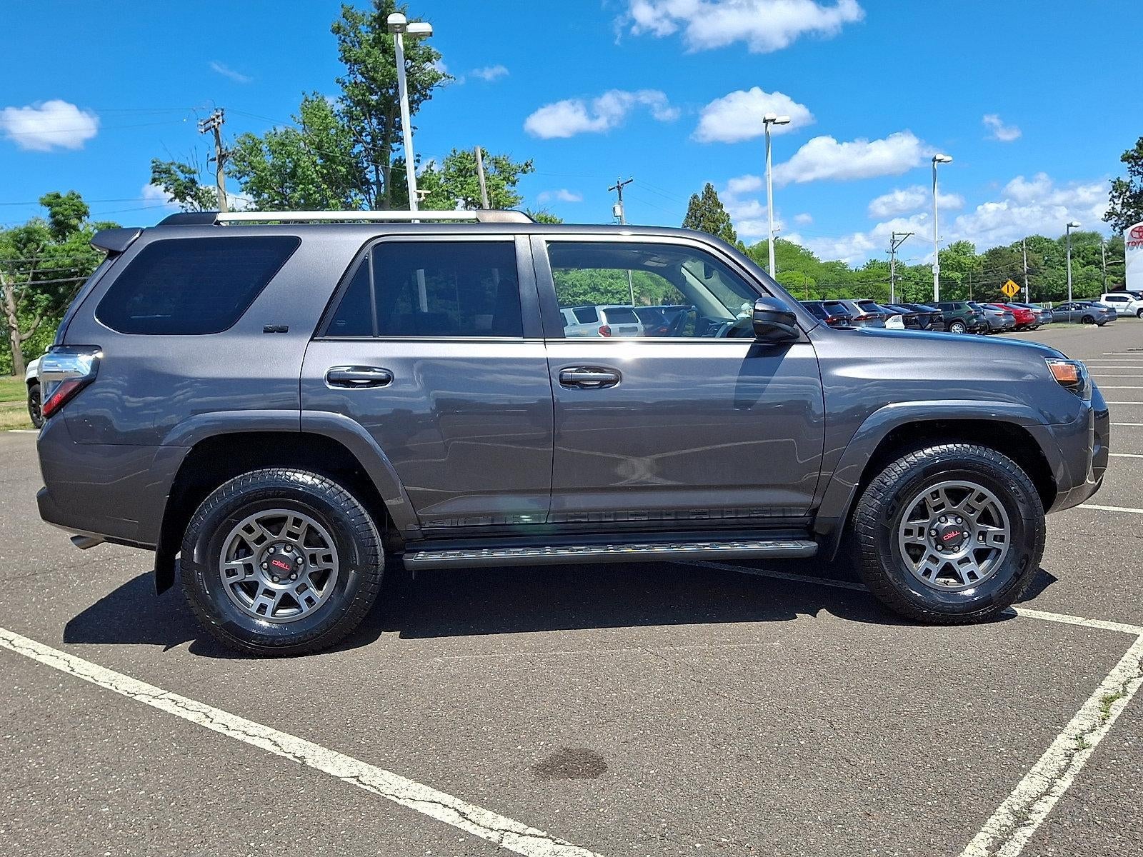 2020 Toyota 4Runner SR5 4WD (Natl)