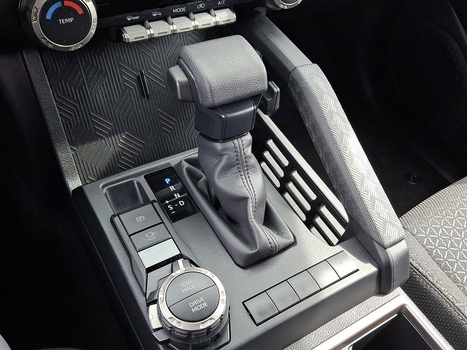 2025 Toyota 4Runner SR5 4WD (GS)