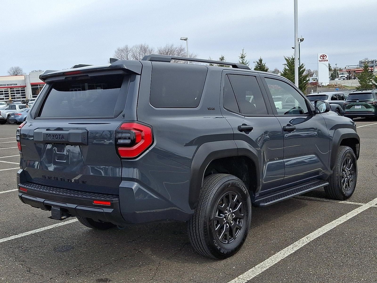 2025 Toyota 4Runner SR5 4WD (GS)