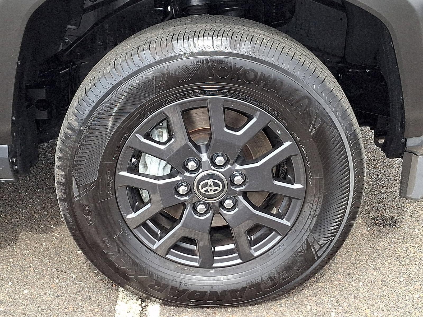 2025 Toyota 4Runner SR5 4WD (GS)