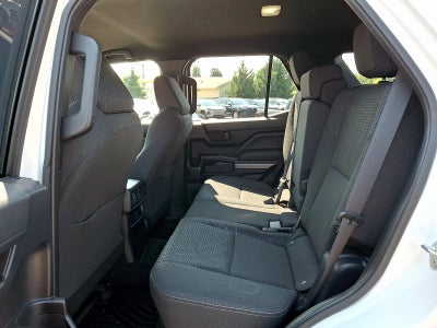 2025 Toyota 4Runner SR5 4WD (Natl)