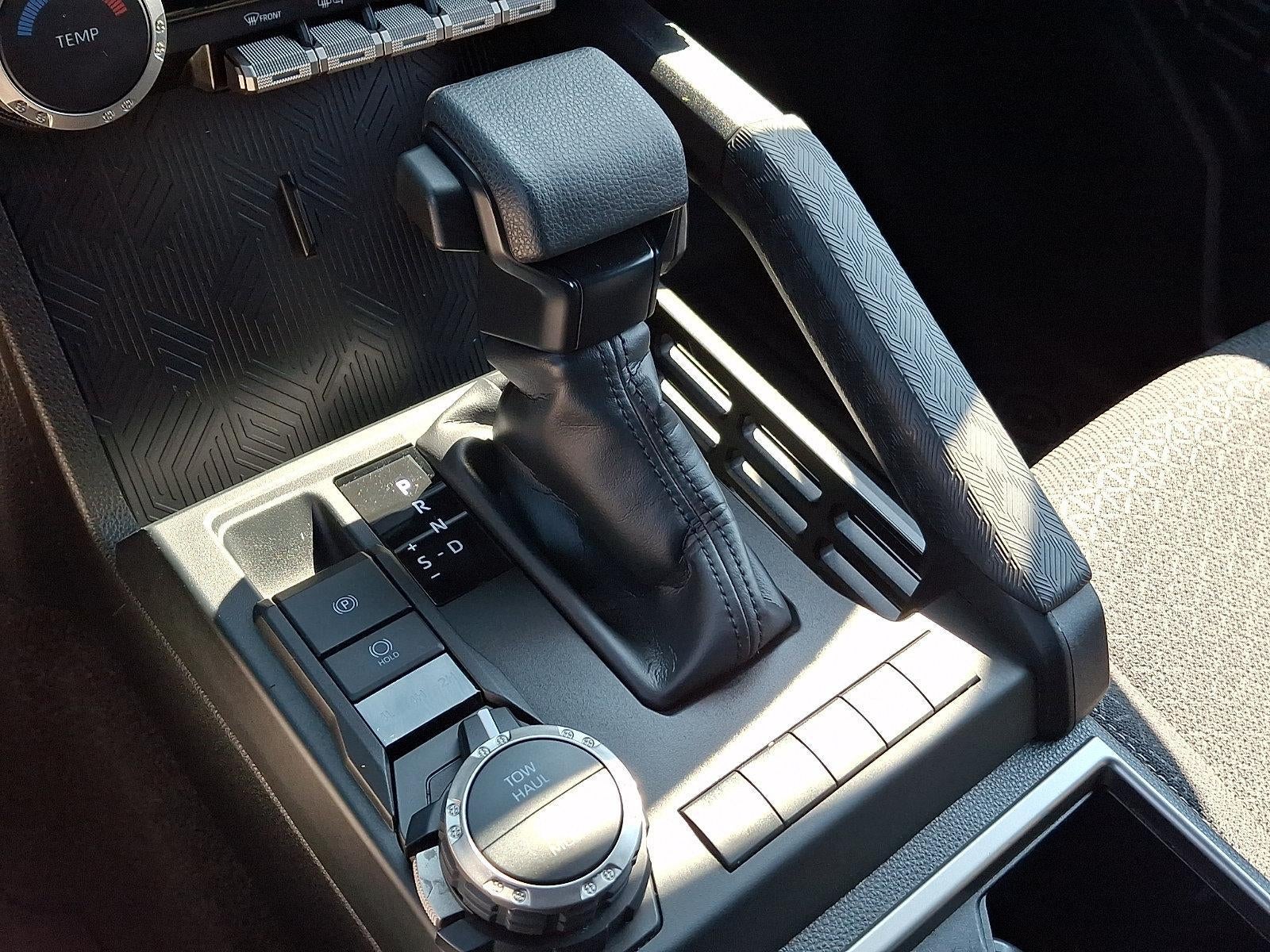 2025 Toyota 4Runner SR5 4WD (Natl)