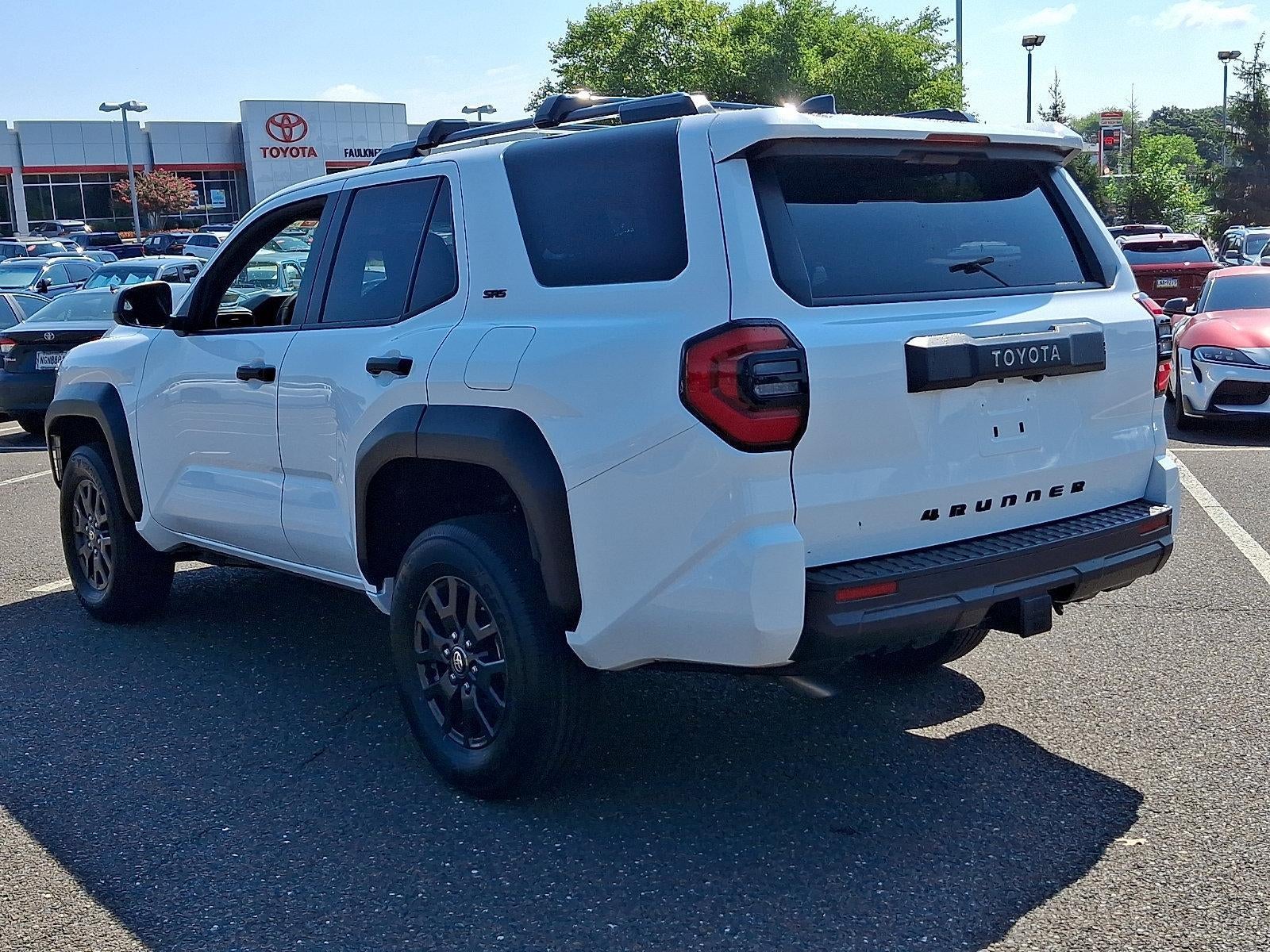 2025 Toyota 4Runner SR5 4WD (Natl)