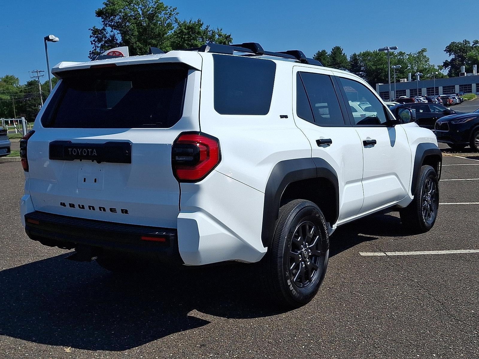 2025 Toyota 4Runner SR5 4WD (Natl)