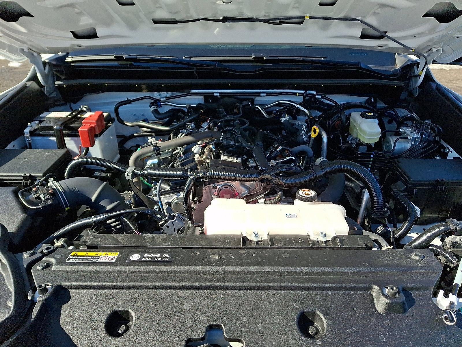 2025 Toyota 4Runner SR5 4WD (GS)