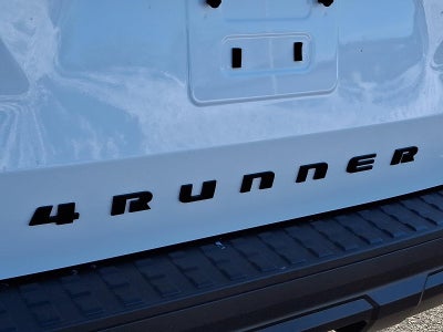 2025 Toyota 4Runner SR5 4WD (GS)