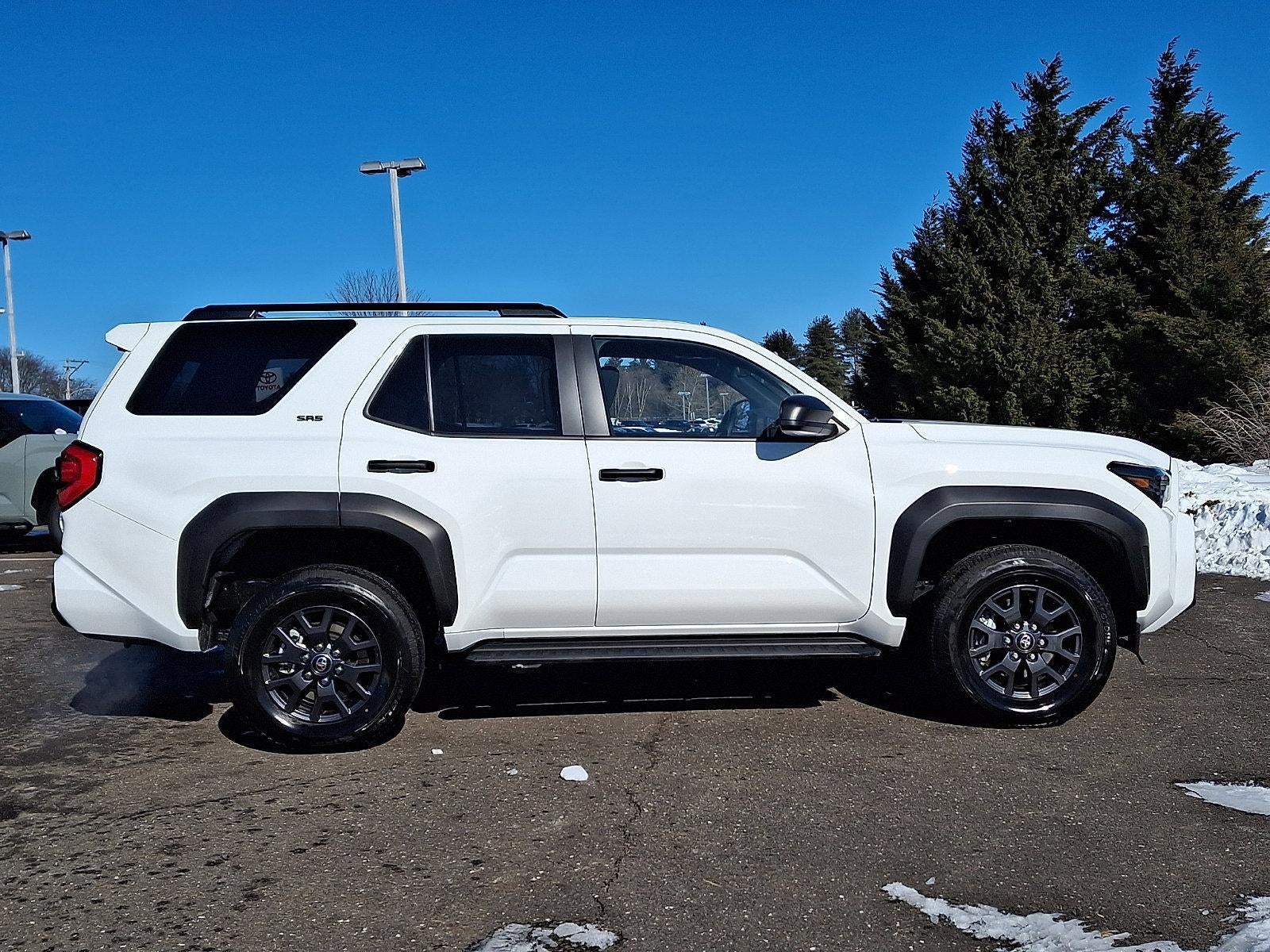 2025 Toyota 4Runner SR5 4WD (GS)